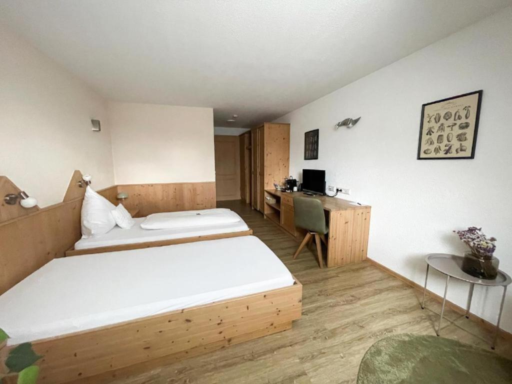 Landhotel Waldheim Pliezhausen Eksteriør billede