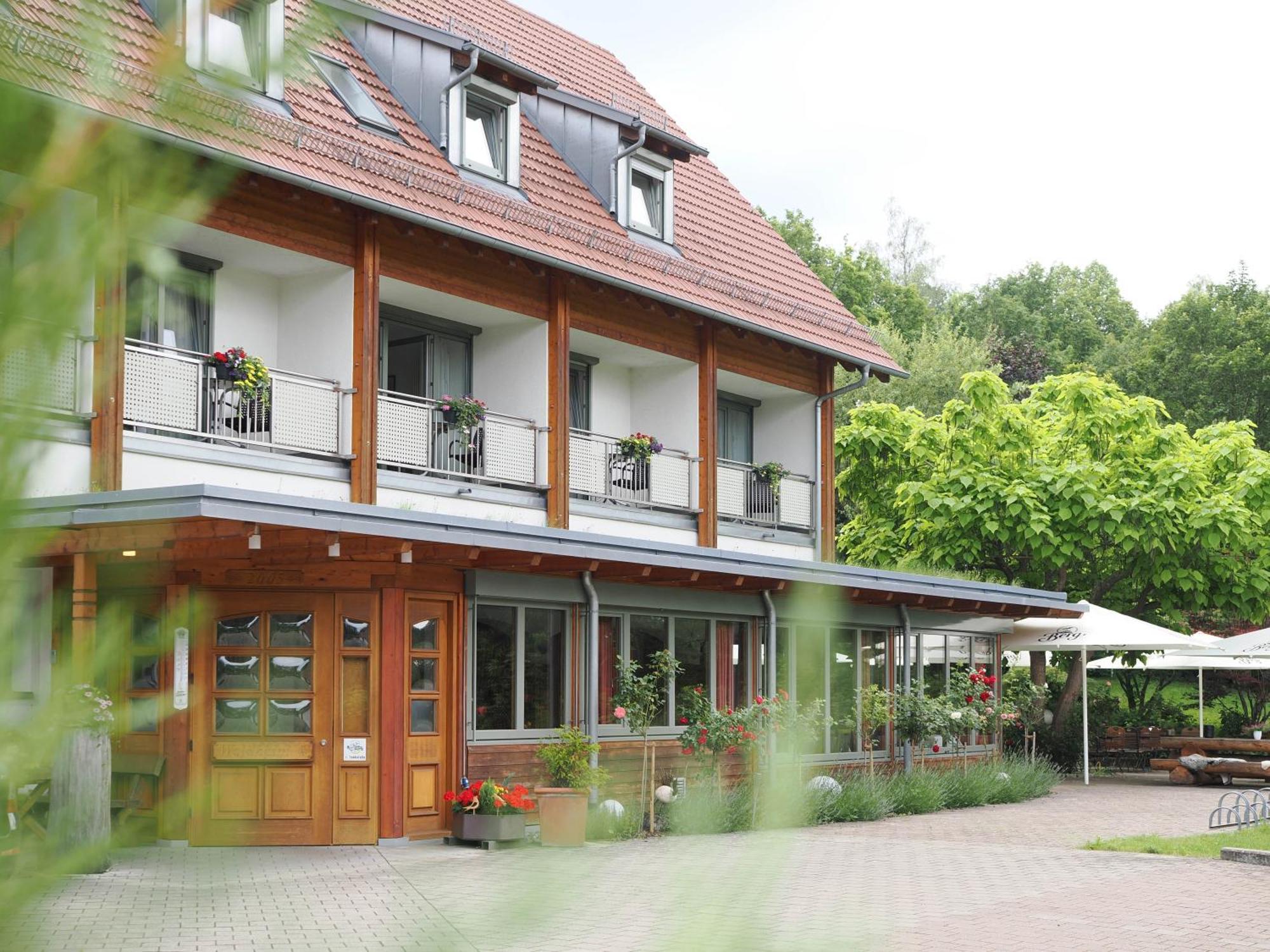 Landhotel Waldheim Pliezhausen Eksteriør billede