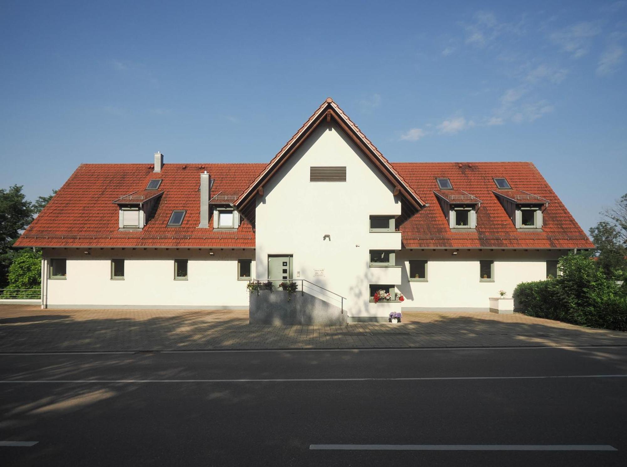 Landhotel Waldheim Pliezhausen Eksteriør billede